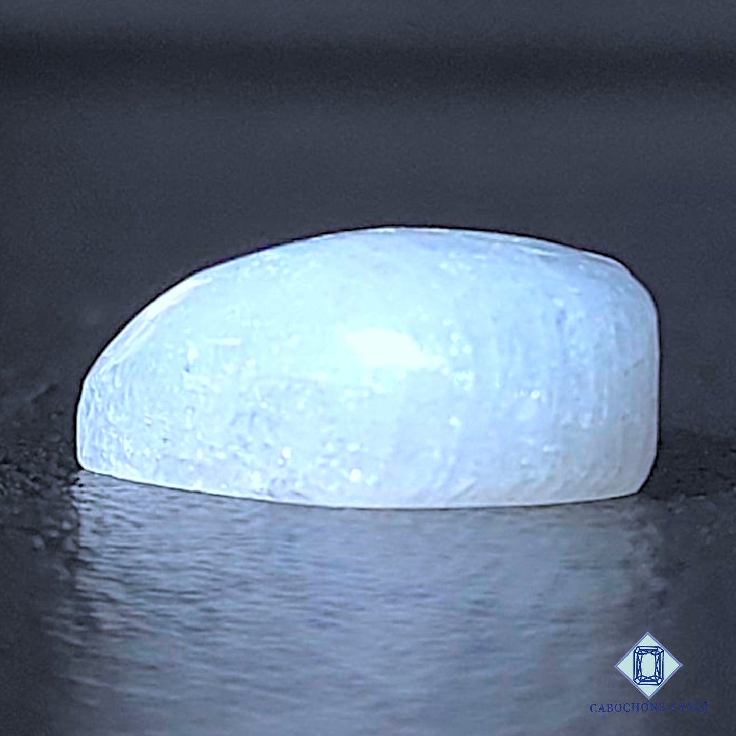 Natural African Moonstone Gemstone Heart Carvings 16*16*7mm from Madagascar available for sale