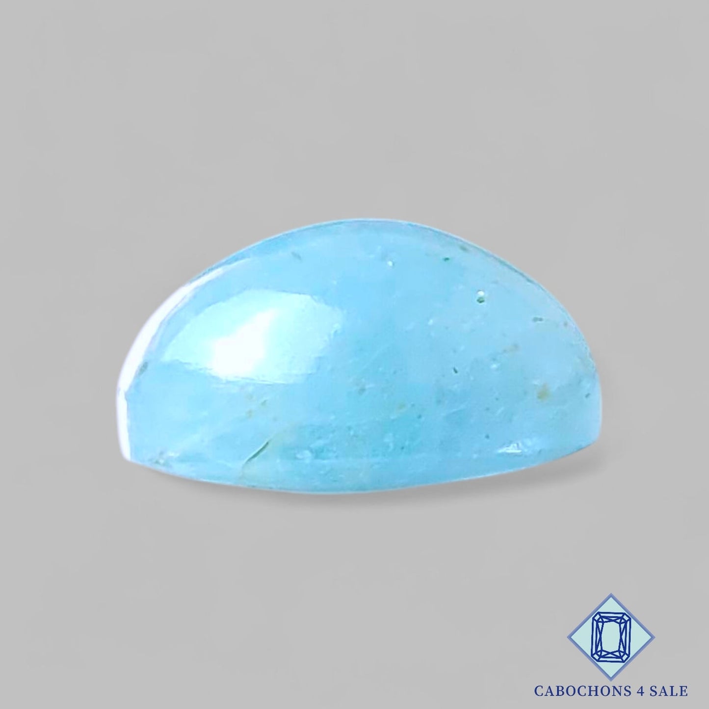 Cabujones ovalados de aguamarina natural de 17 x 13 x 9 mm, de Brasil, disponibles para la venta.