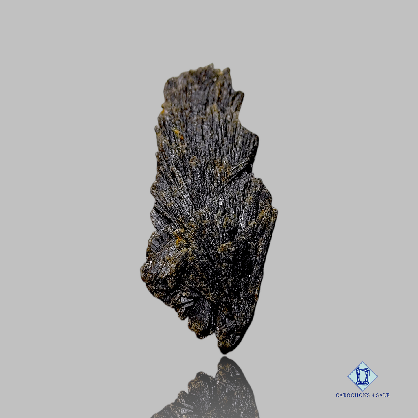 Schwarzer Kyanit-Fancy-Druzy