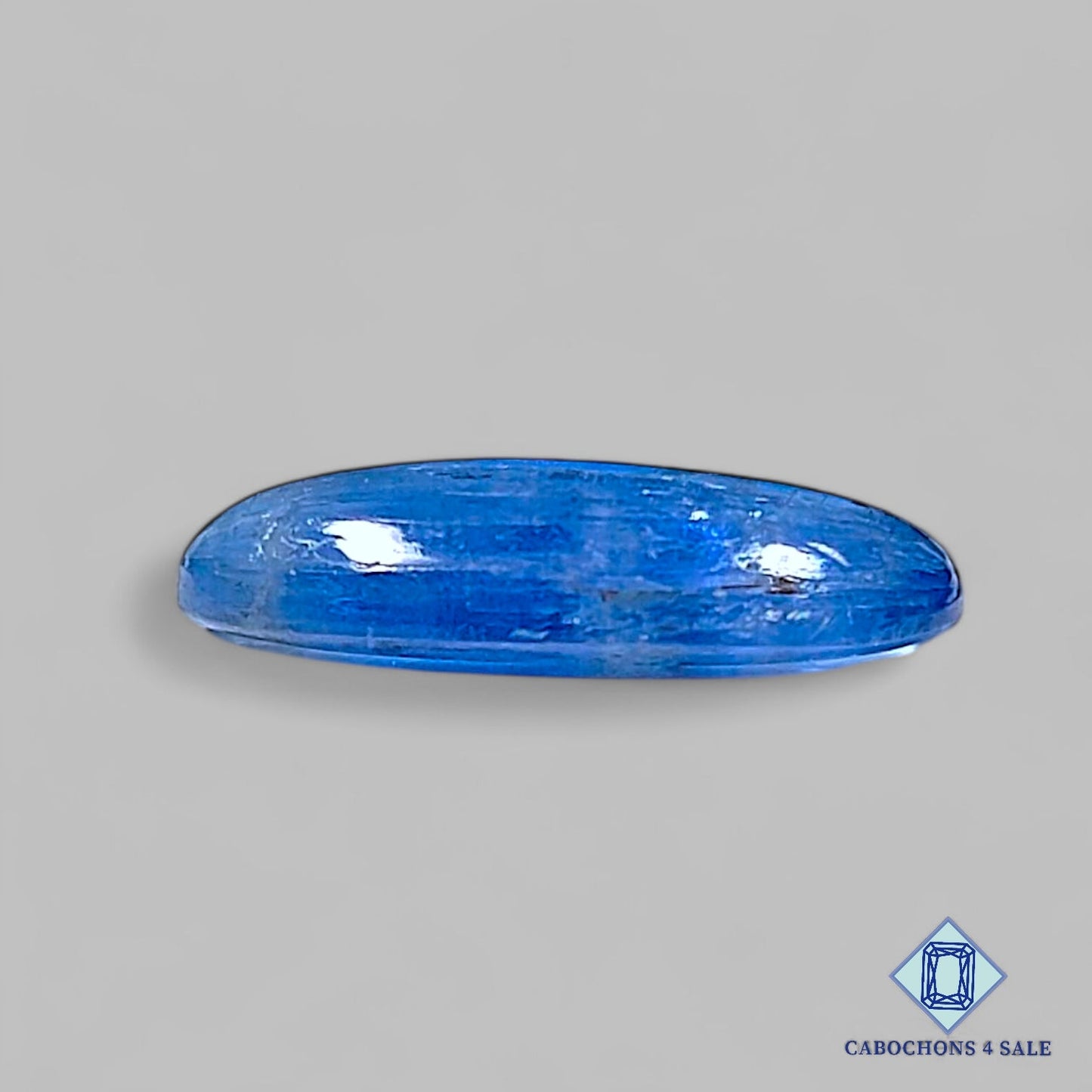 Natural Blue Kyanite Gemstone Oval Cabochons 17*9*4mm from Brazil available for sale