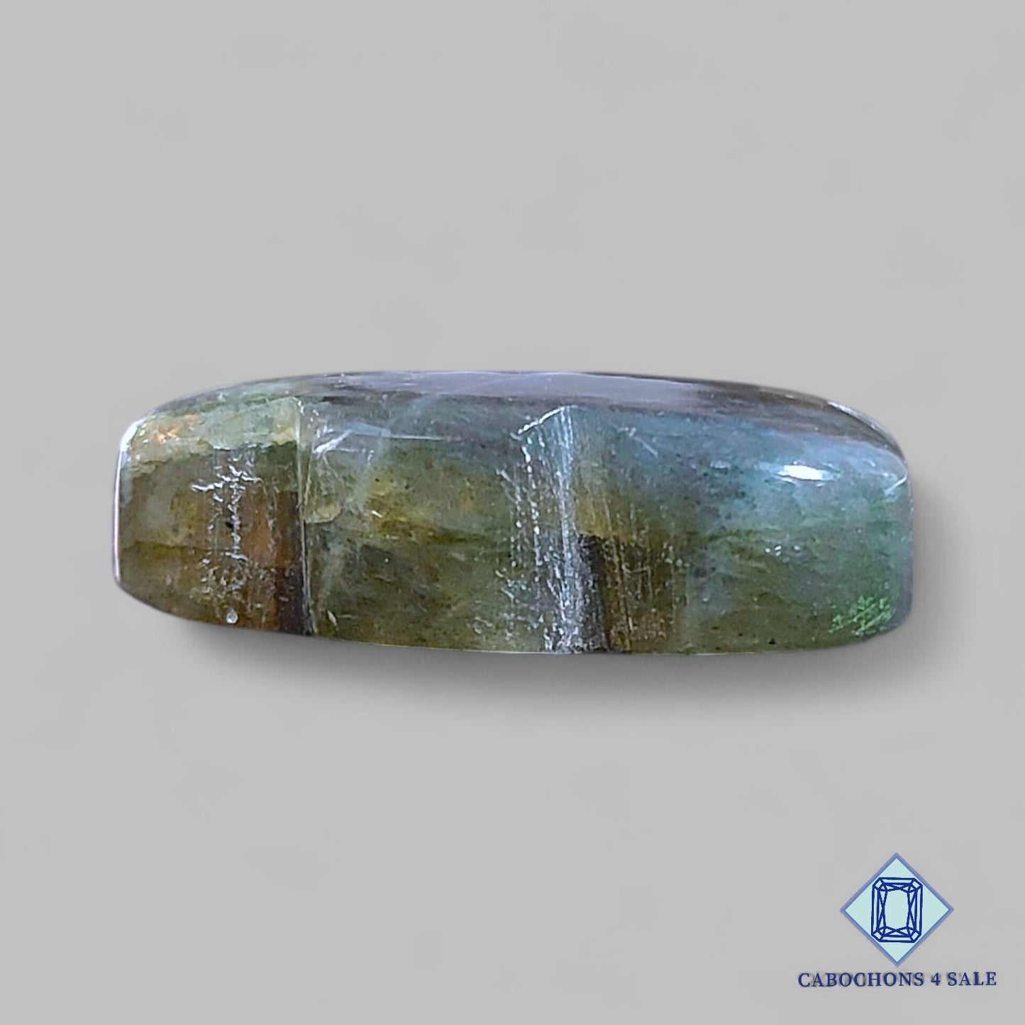 Labradorita azul natural tallada a mano, 25 x 20 x 8 mm, de Madagascar, disponible para la venta.