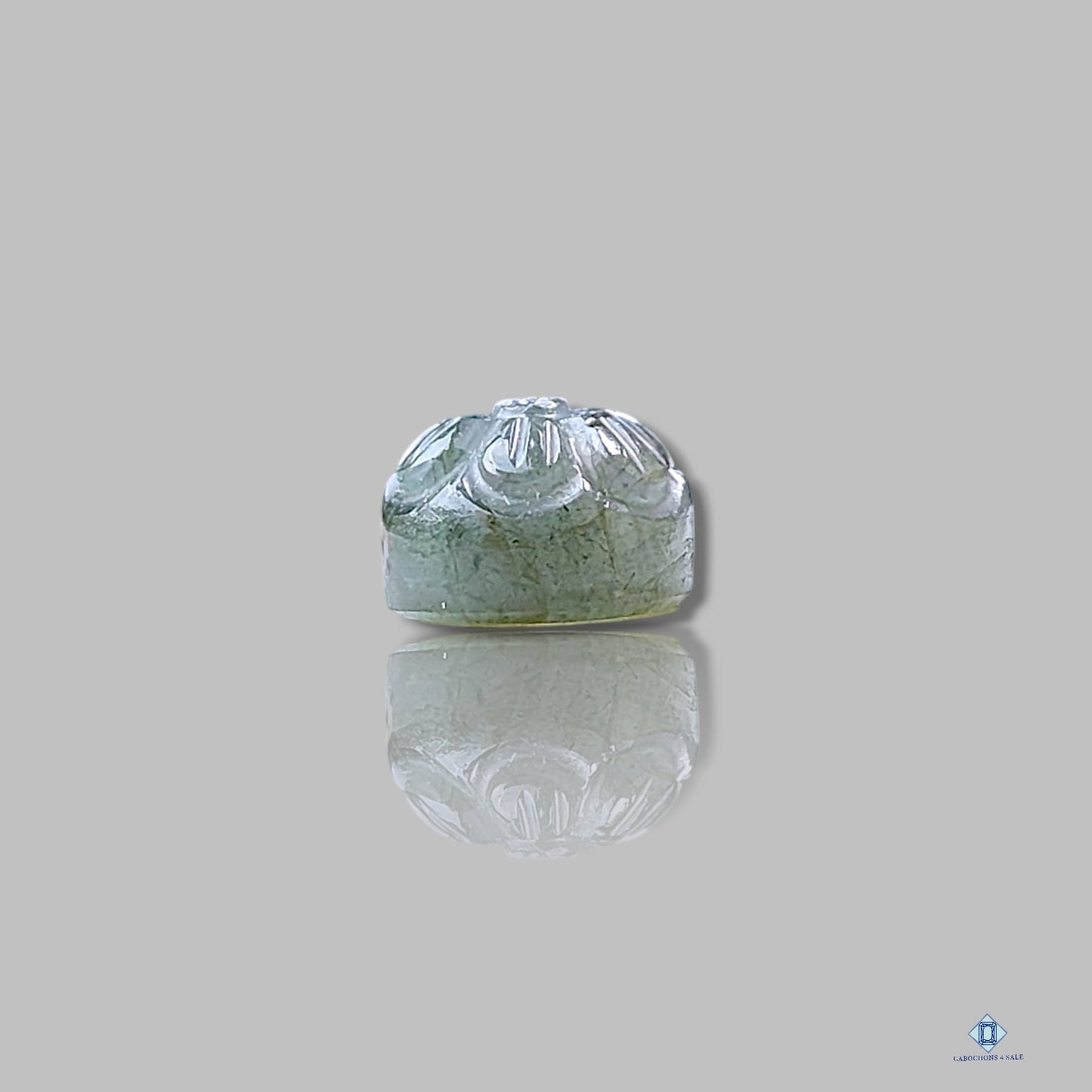 Tallas redondas de labradorita azul