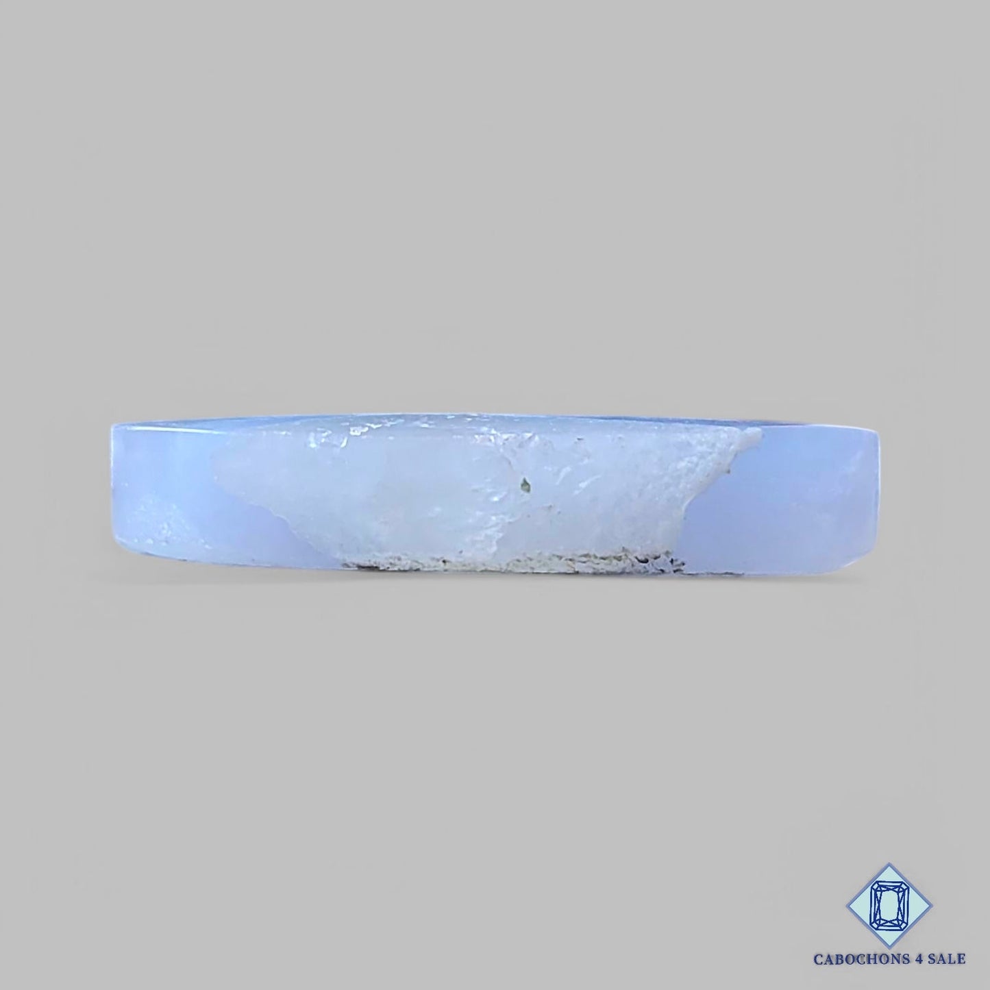 Cabujones ovalados de ágata azul natural de 28 x 14 x 5 mm, procedentes de Namibia. Disponibles para la venta.