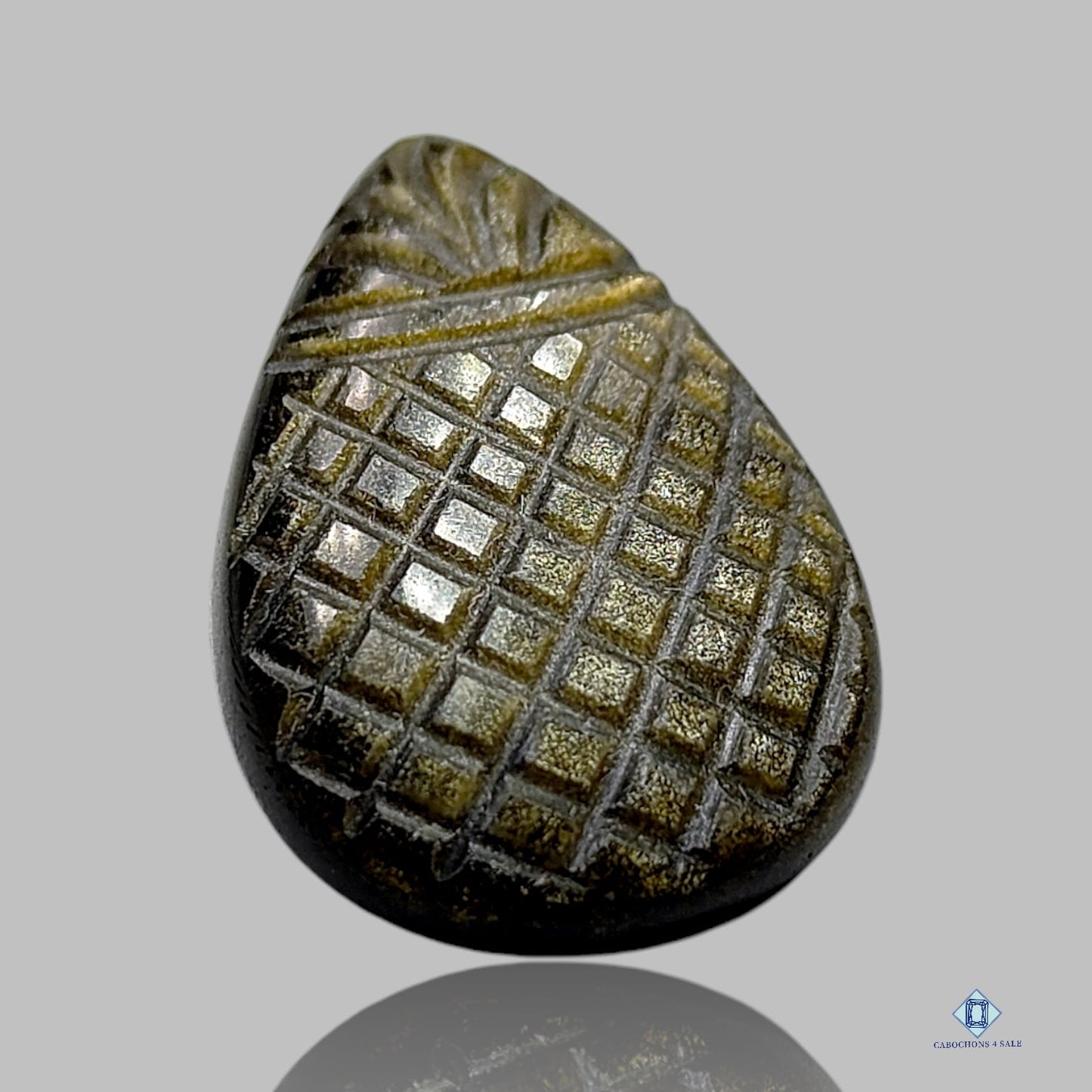 Tallas de pera de obsidiana dorada