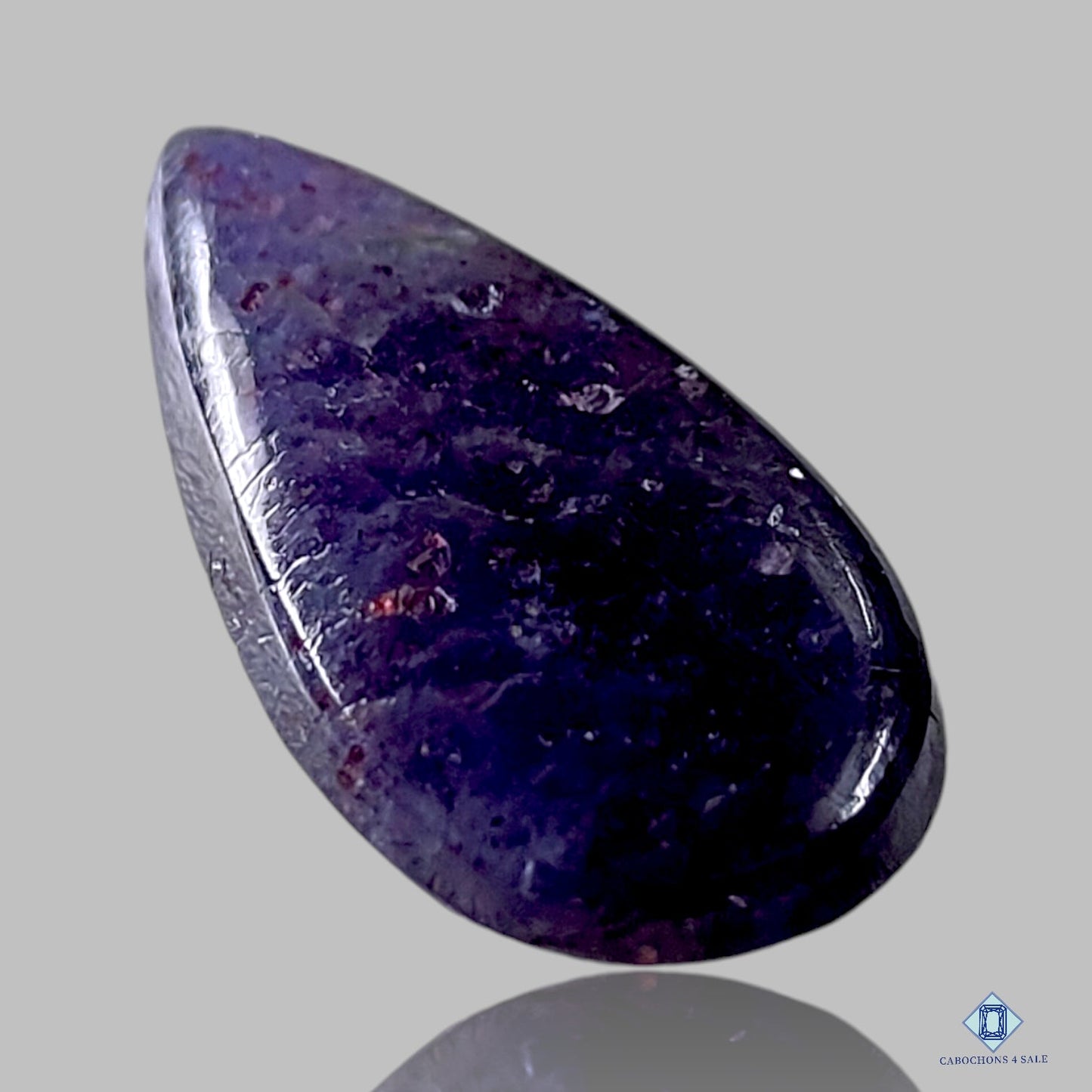 Cabujones de pera de piedra solar de iolita