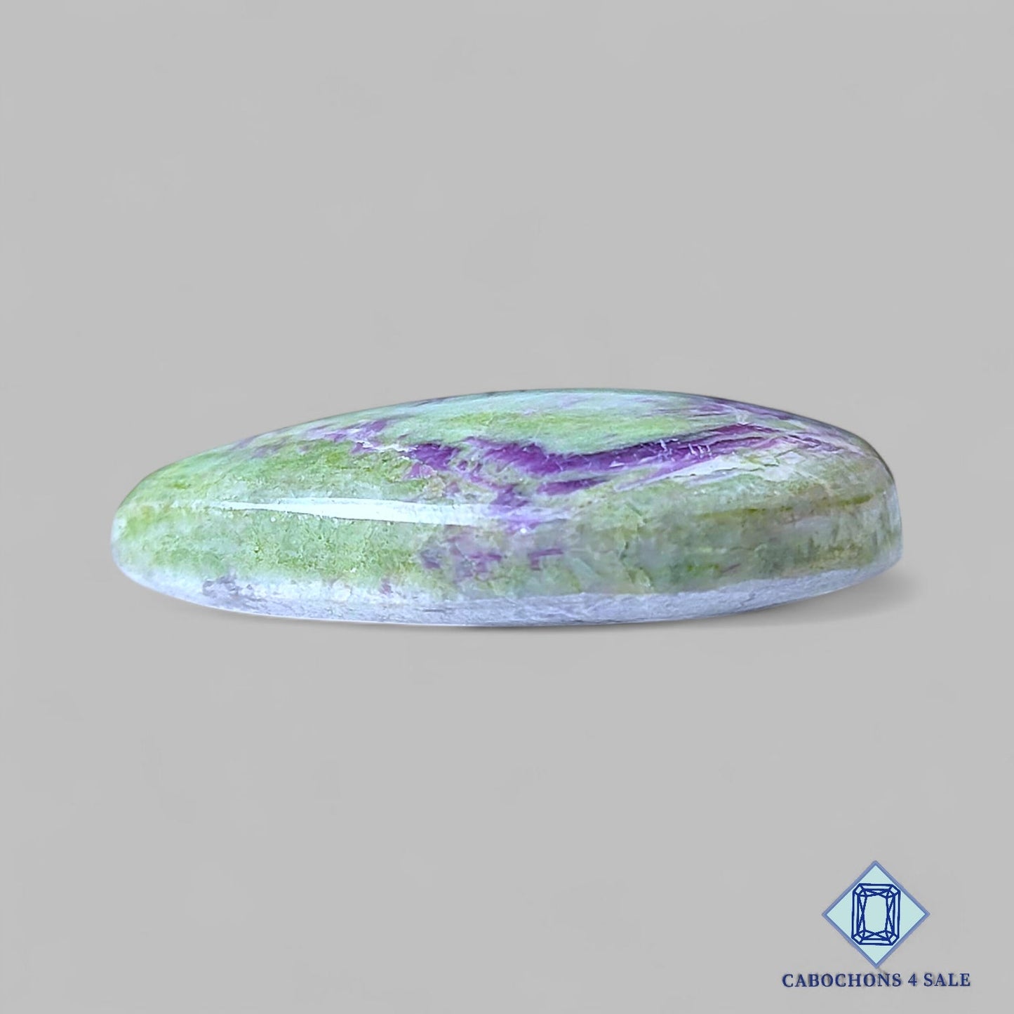 Cabujones de pera de piedra preciosa kammererita natural de 36 x 30 x 9 mm, procedentes de Turquía, disponibles para la venta.