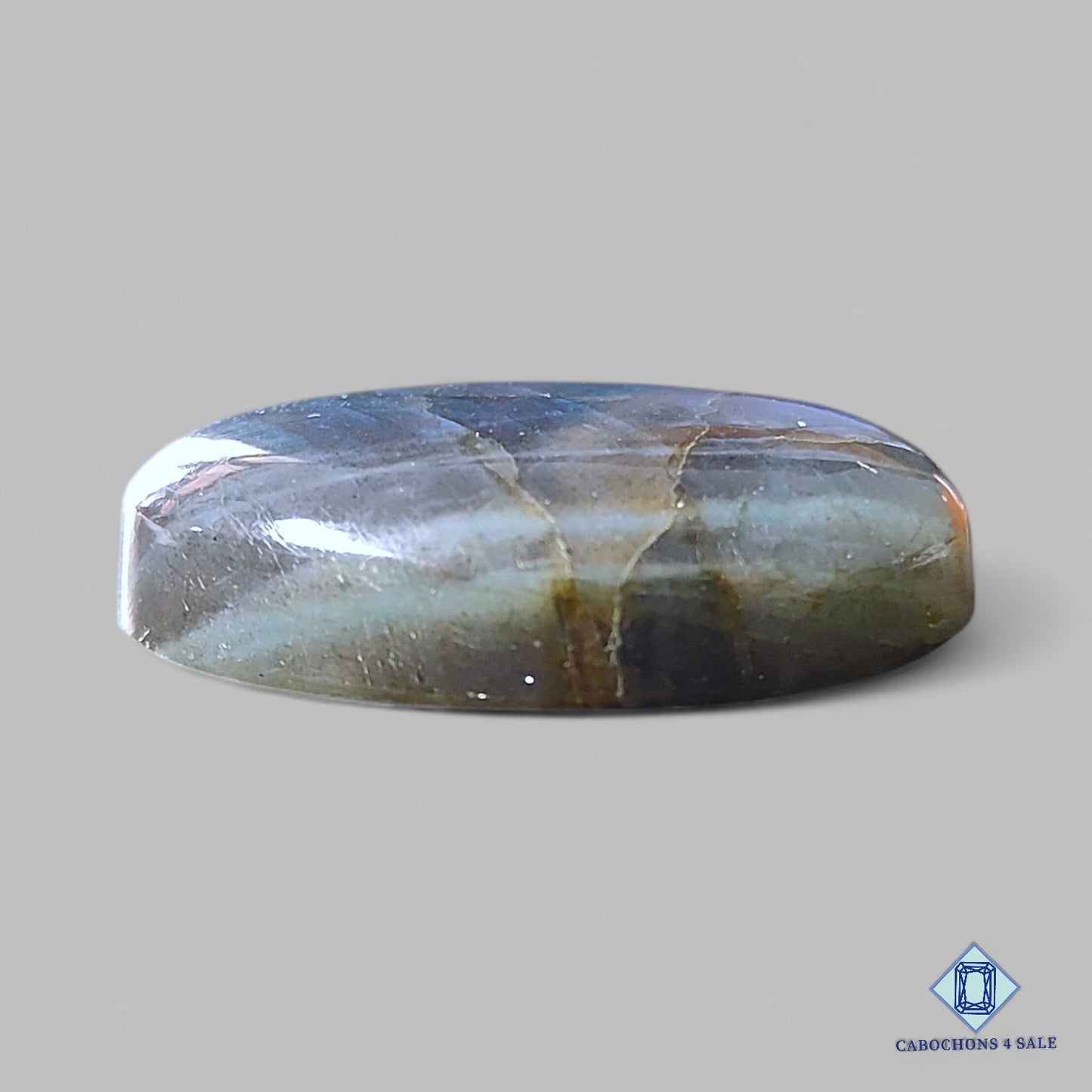 Cabujones ovalados de labradorita azul natural de 27 x 21 x 7 mm de Madagascar, disponibles para la venta.