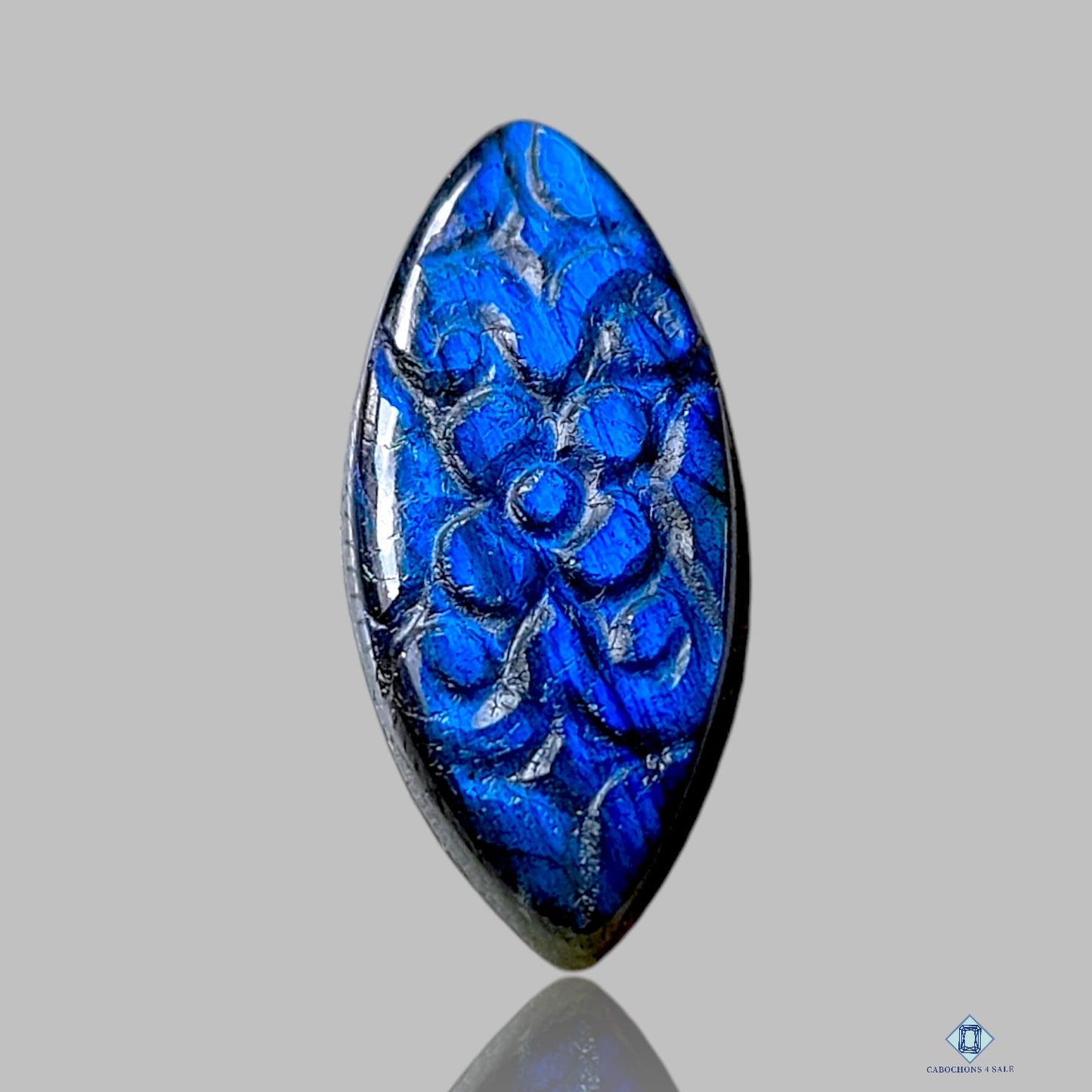 Tallas de marquesa de labradorita azul