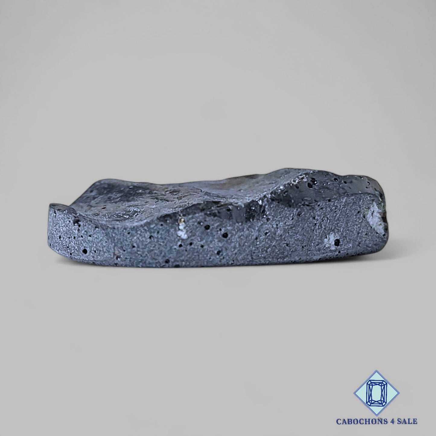 Piedra preciosa de lava natural Druzy en forma de pera de 30 x 24 x 7 mm, procedente de EE. UU., disponible para la venta.