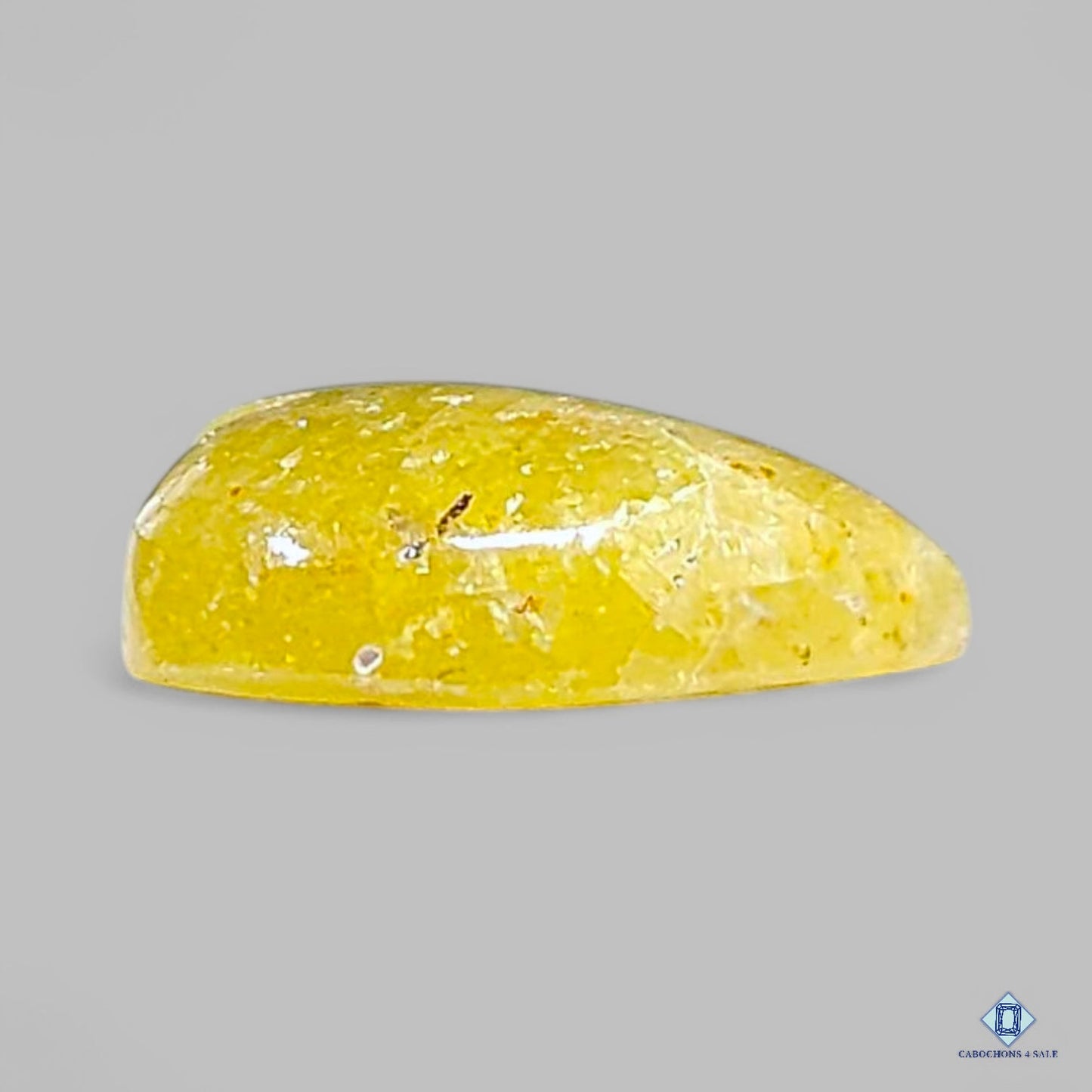 Tallas de corazón de cuarzo limón