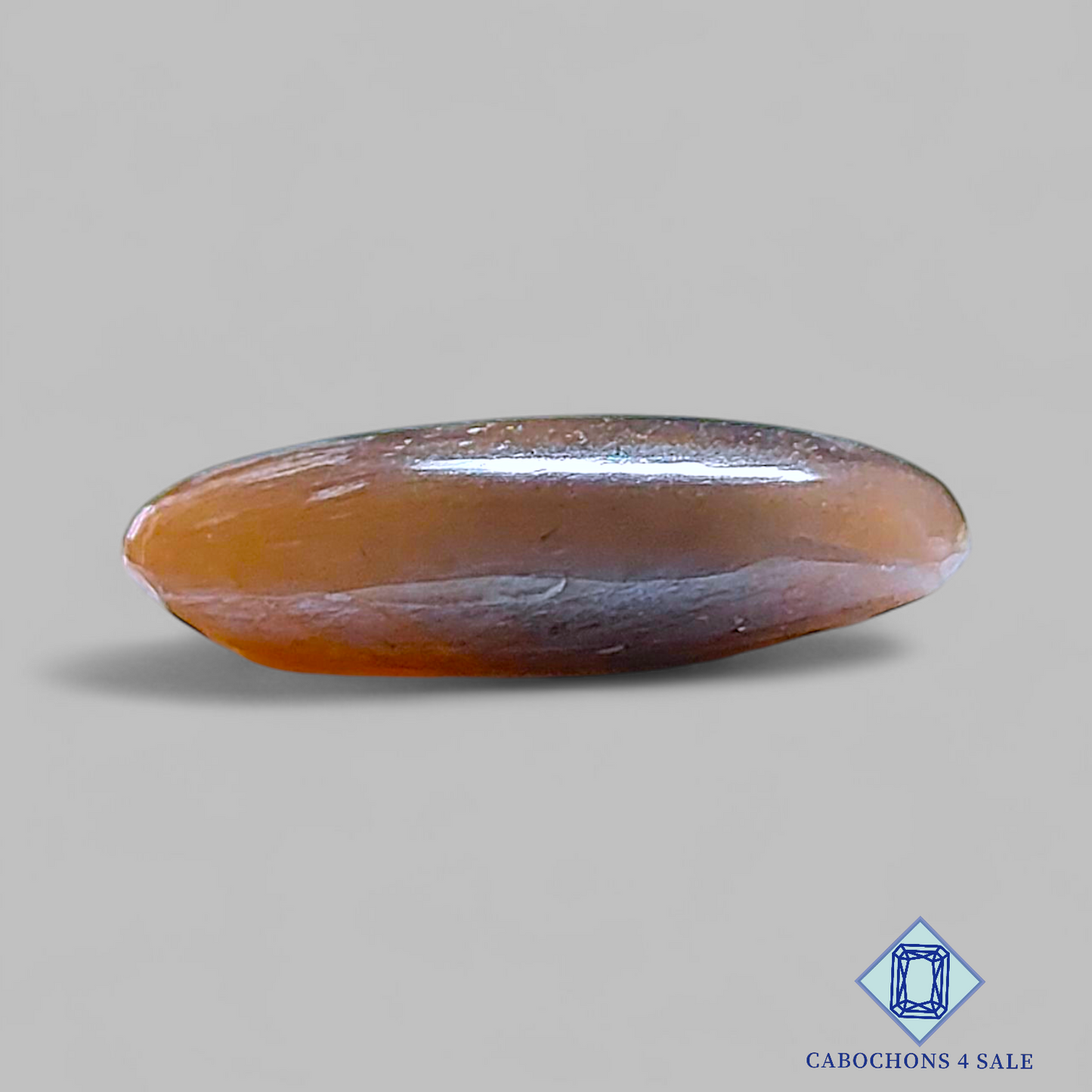 Cabujones ovalados de piedra solar con enrejado arcoíris de lluvia de meteoritos