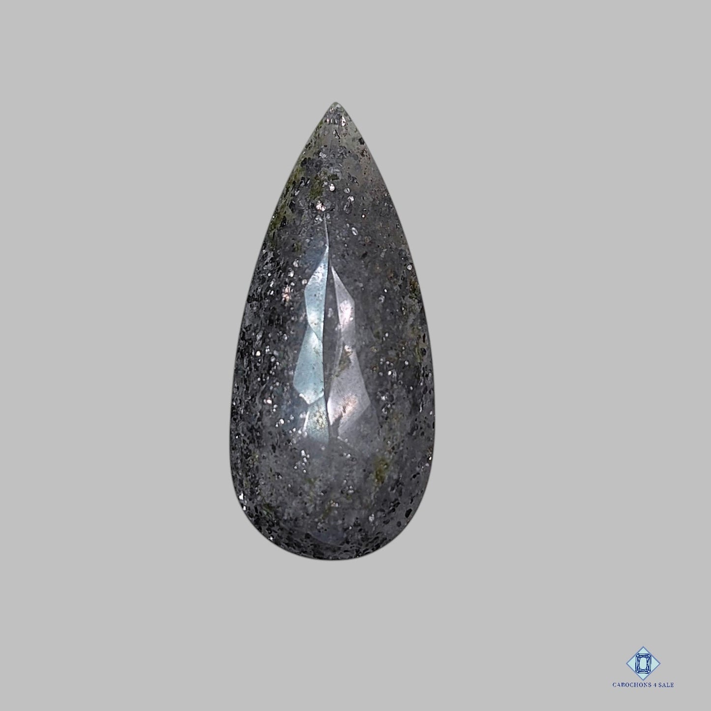 Midnight Quartz Pear All Cuts