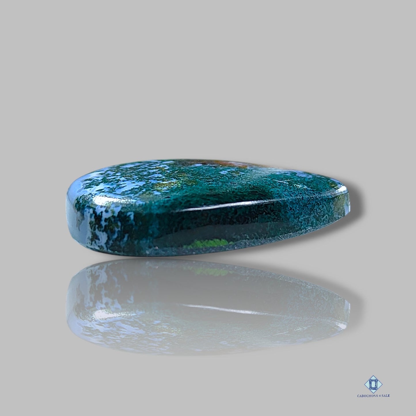 Cabujones de pera de ópalo azul musgo