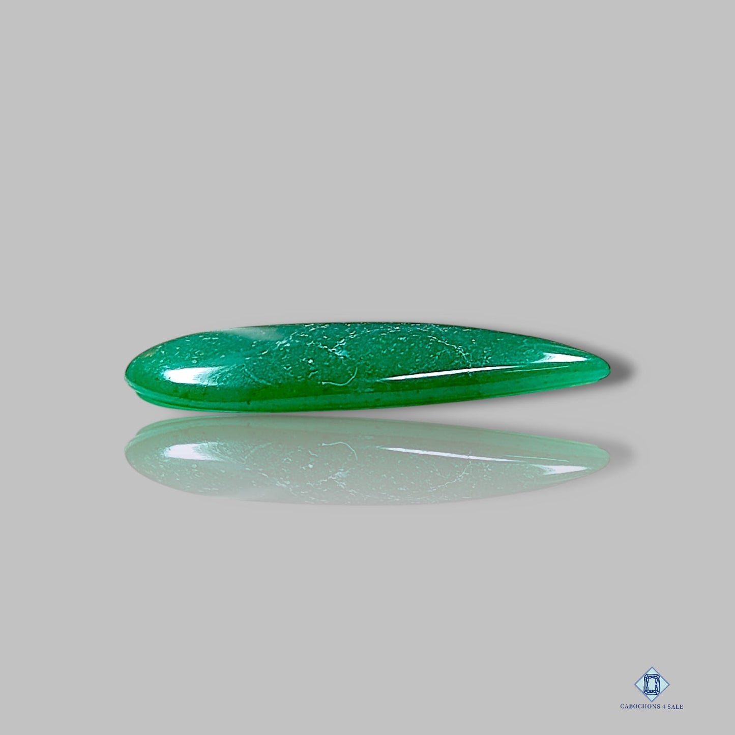 Cabujones de pera de jade nefrita