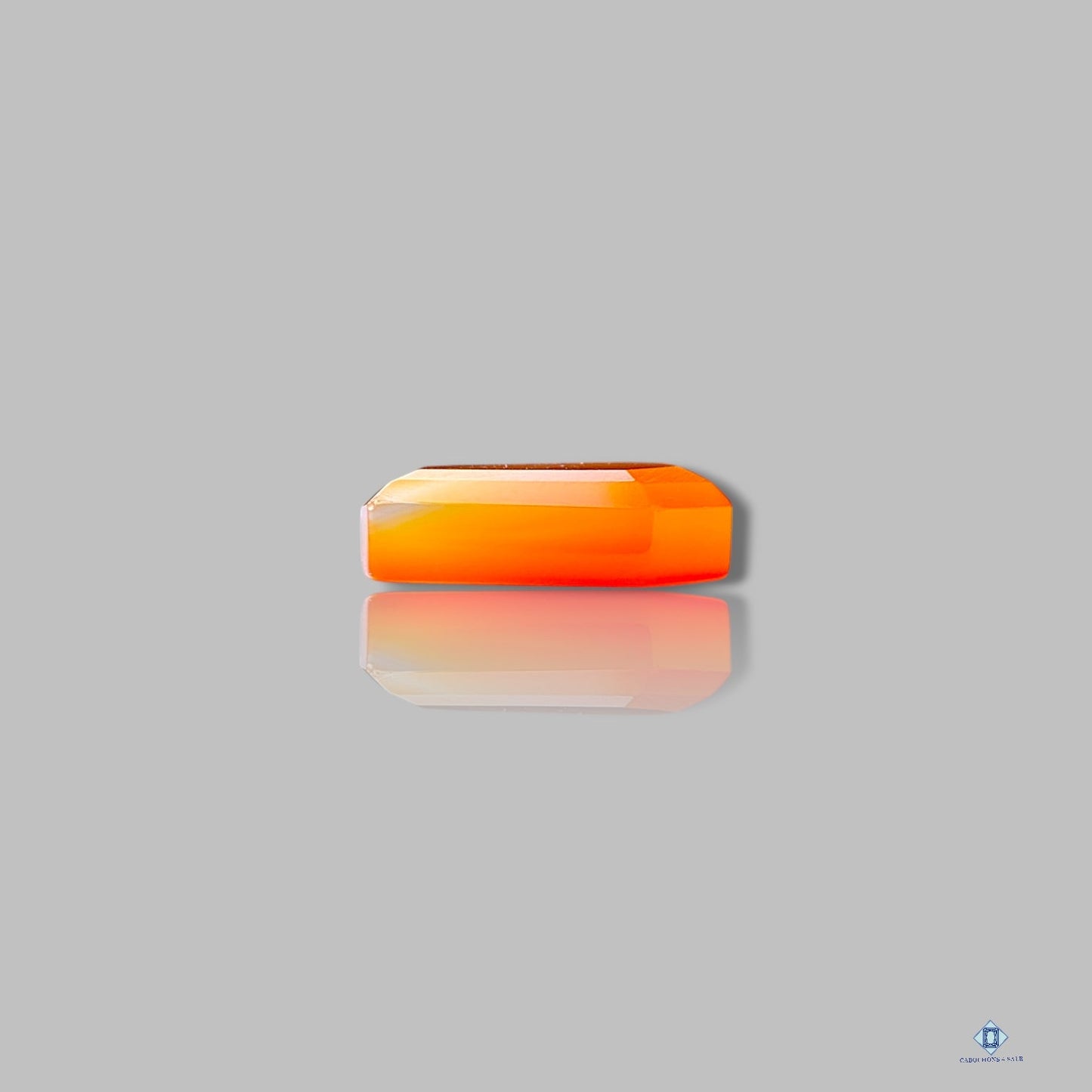 Corte escalonado de ataúd de calcedonia naranja