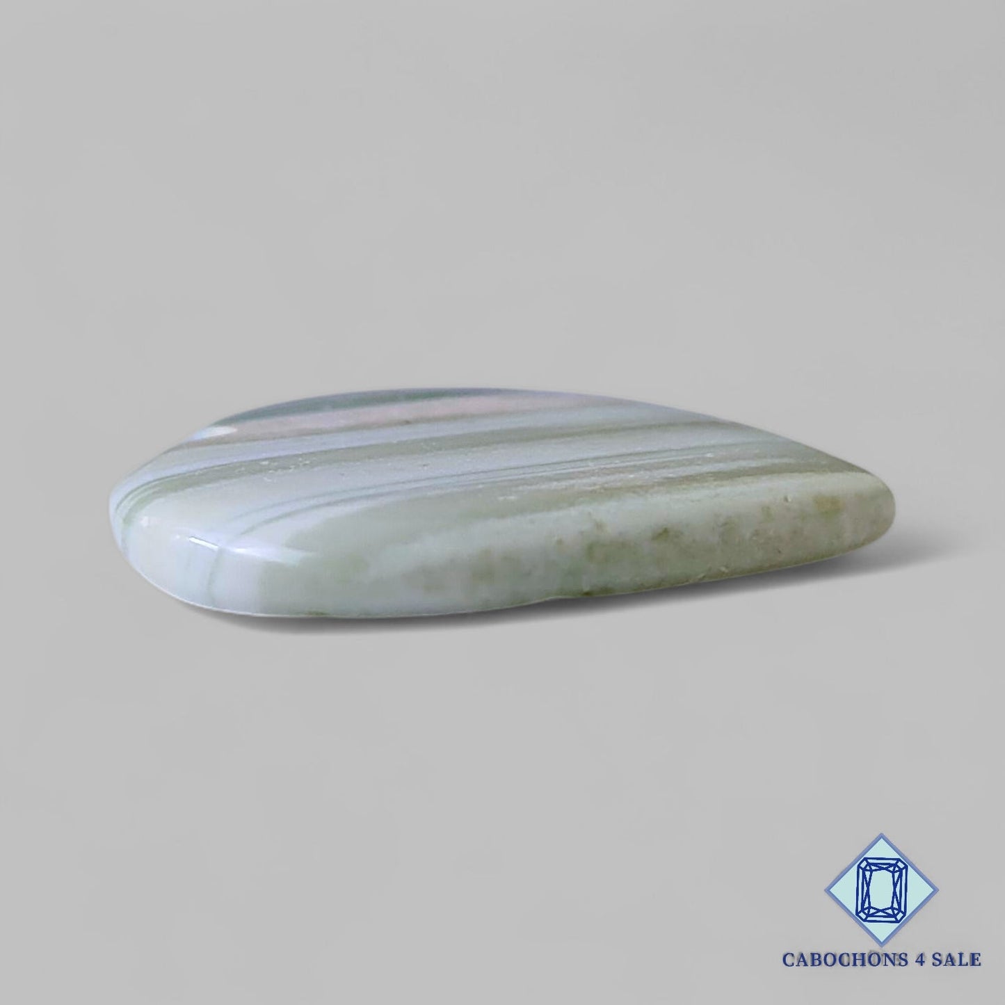 Natural Saturn Chalcedony Gemstone Heart Carvings 33*36*4mm from Brazil available for sale