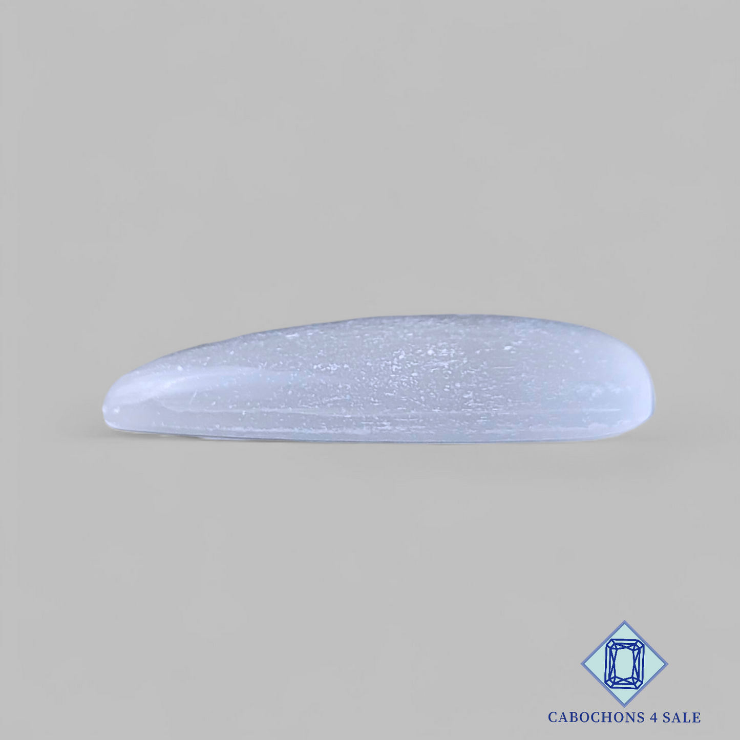 Cabujones de pera de selenita