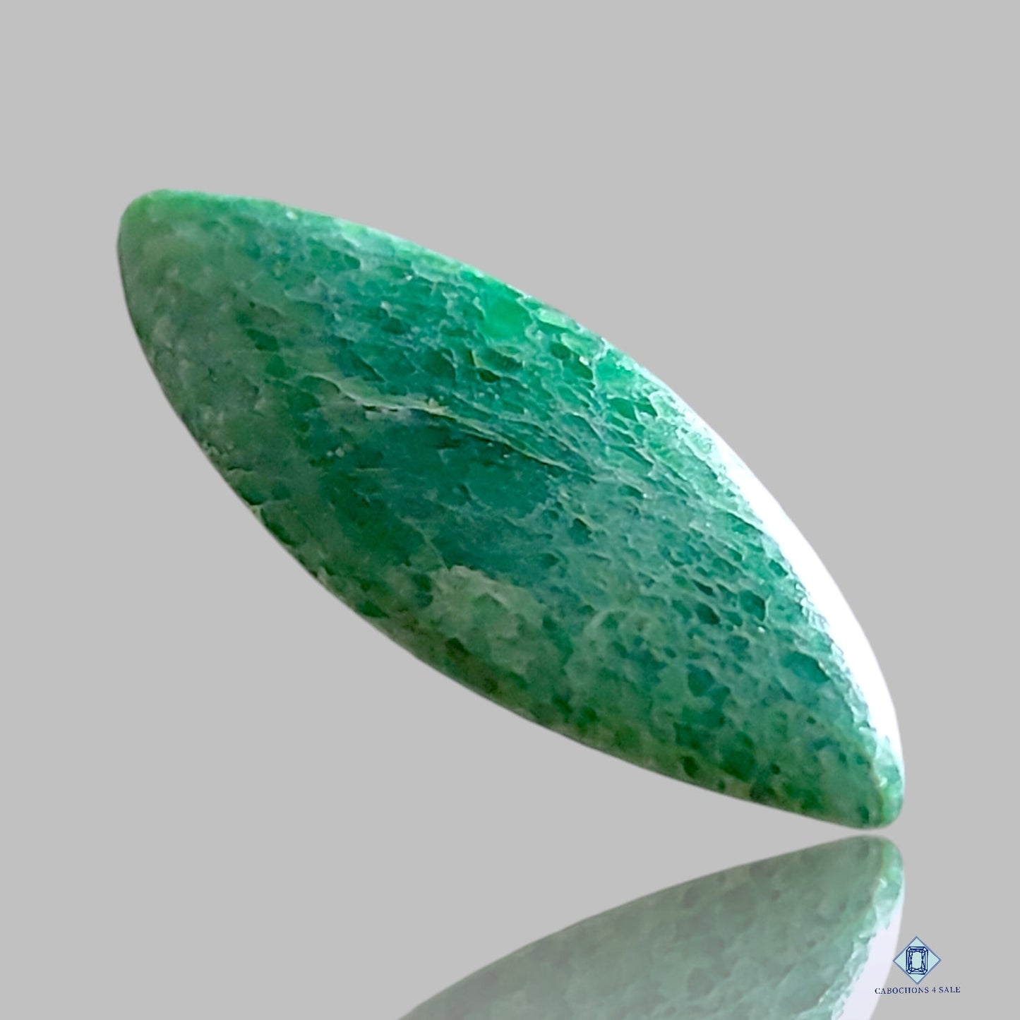 Cabujones de marquesa serpentina