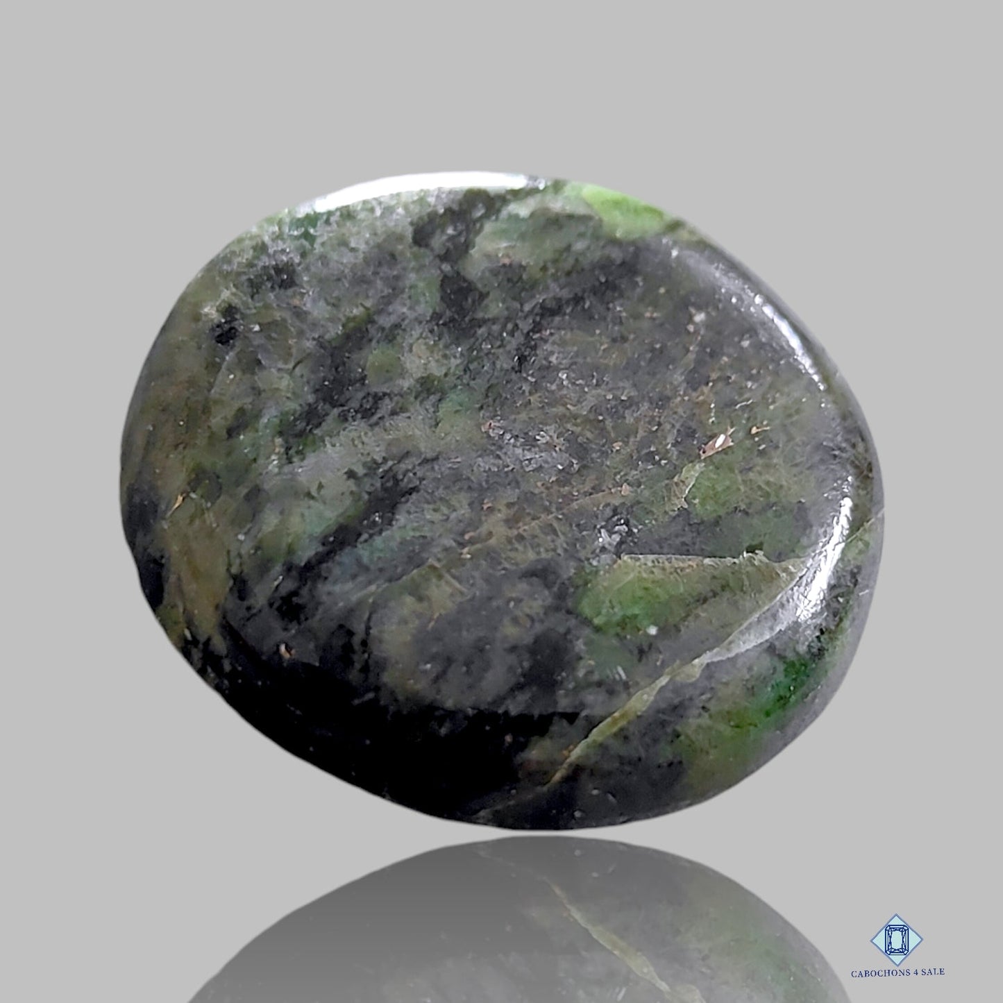 Cabujones redondos de serpentina