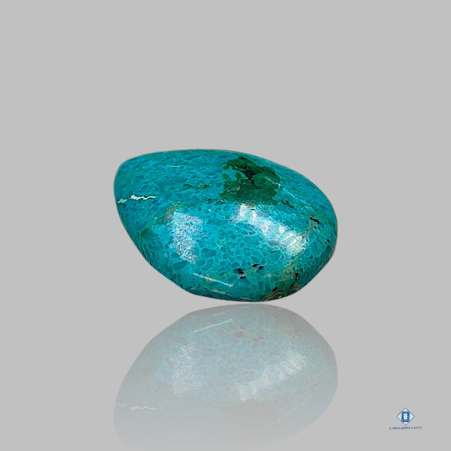 Cabujones de pera de shattuckita