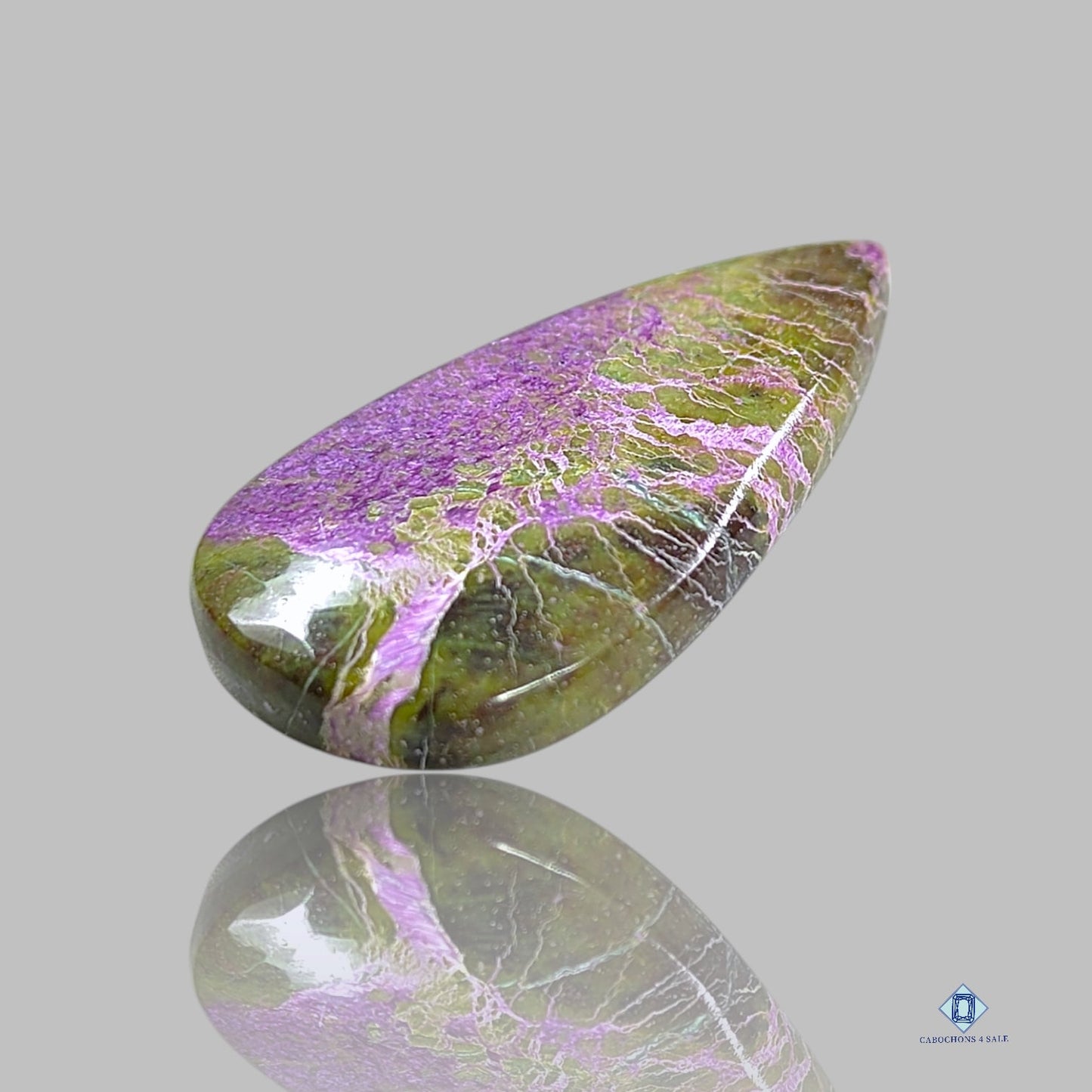 Cabujones de pera de stichtita