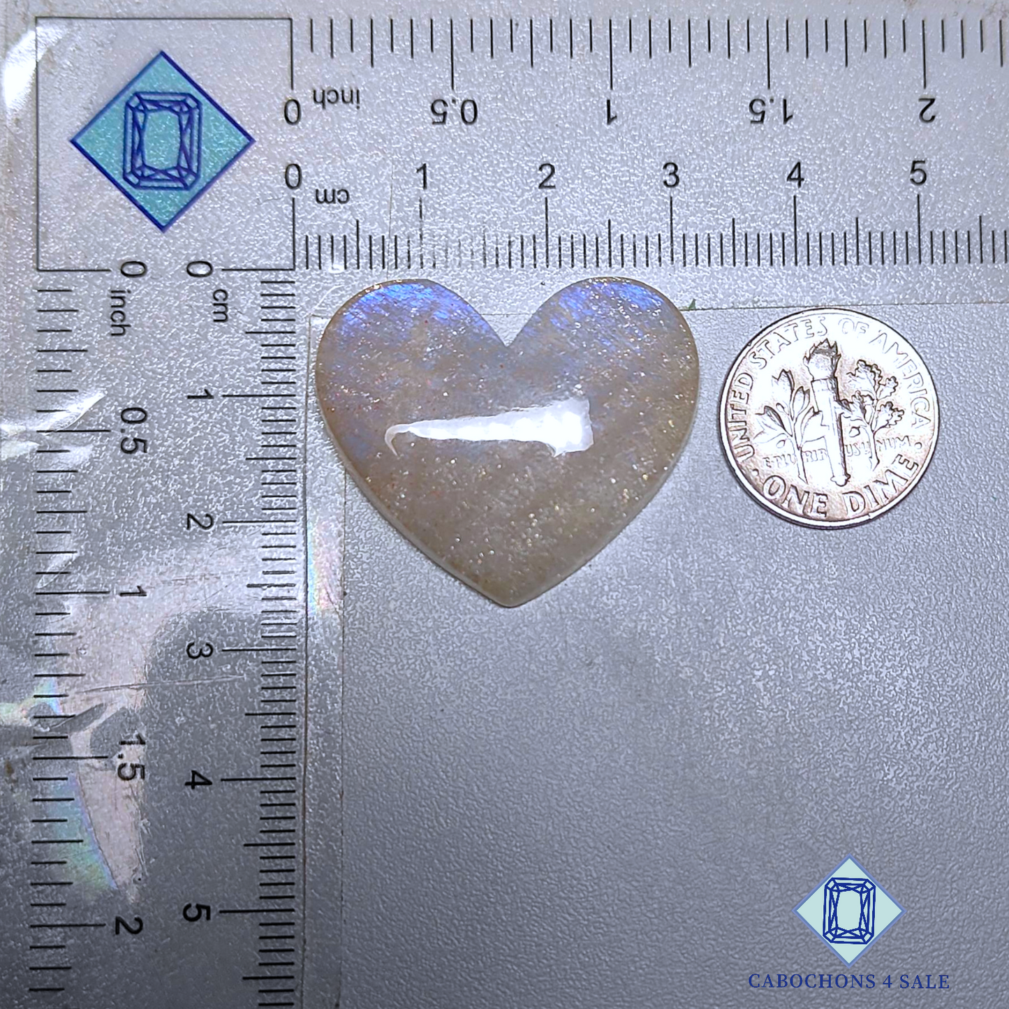 Tallas de corazón de piedra lunar africana