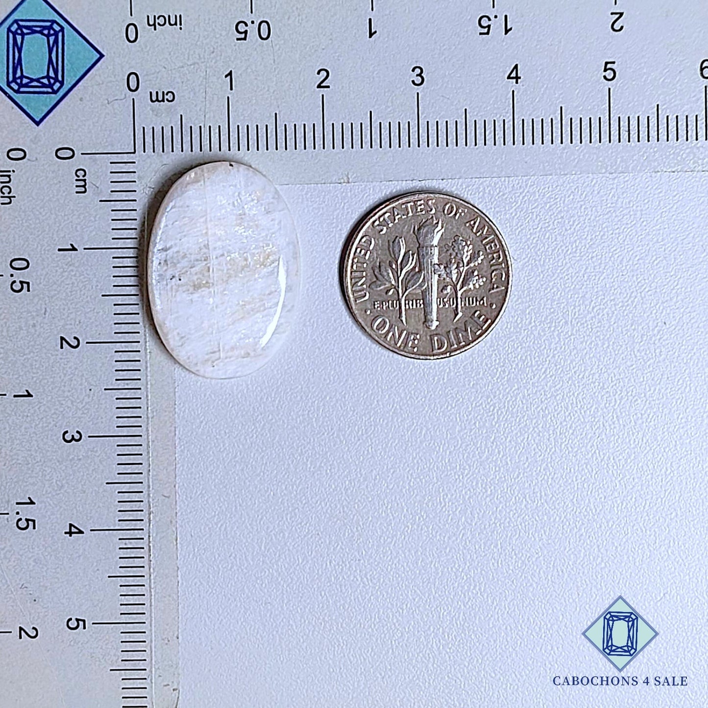 Cabujones ovalados de piedra lunar africana natural de 23 x 16 x 4 mm, procedentes de África, disponibles para la venta.