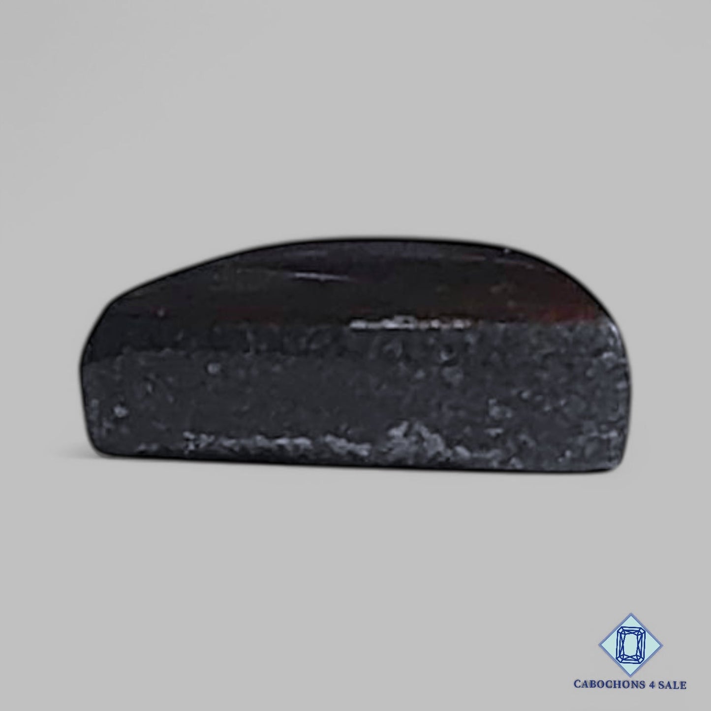 Cabujones triangulares de piedra preciosa de ammolita natural de 9 x 9 x 3 mm, disponibles para la venta en Canadá.