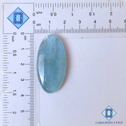 Cabujones ovalados de aguamarina natural de 38 x 19 x 6 mm, de Brasil, disponibles para la venta.