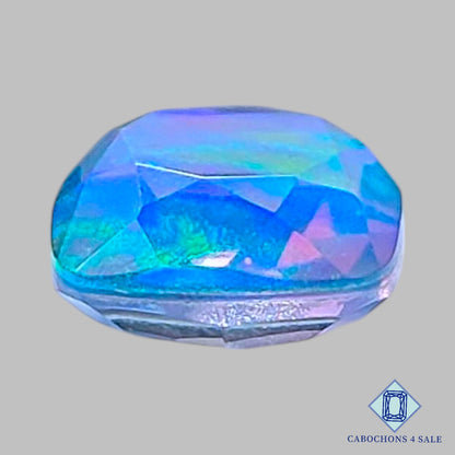 Dobletes de piedras preciosas de ópalo Aurora + cuarzo cristal, 12 x 12 x 7 mm, disponibles para la venta.