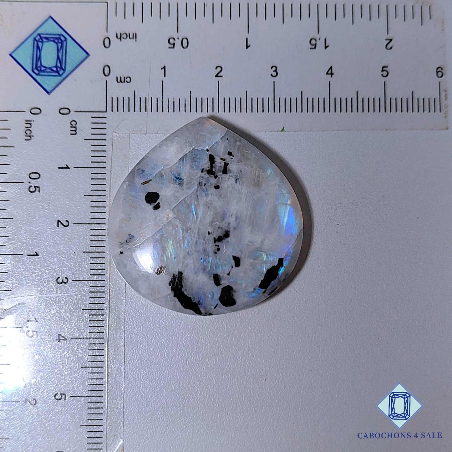 Cabujones de piedra lunar turmalina negra natural en forma de pera, 34 x 34 x 8 mm, de la India, disponibles para la venta.