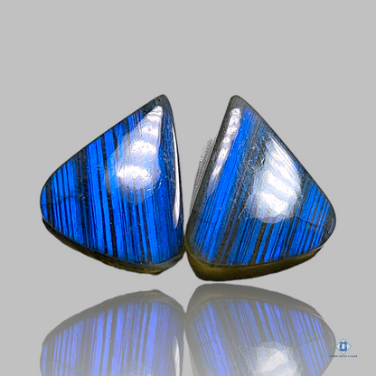 Blue Labradorite-Trangle-cabochons