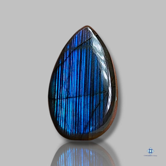 Blue Labradorite Line Pattern