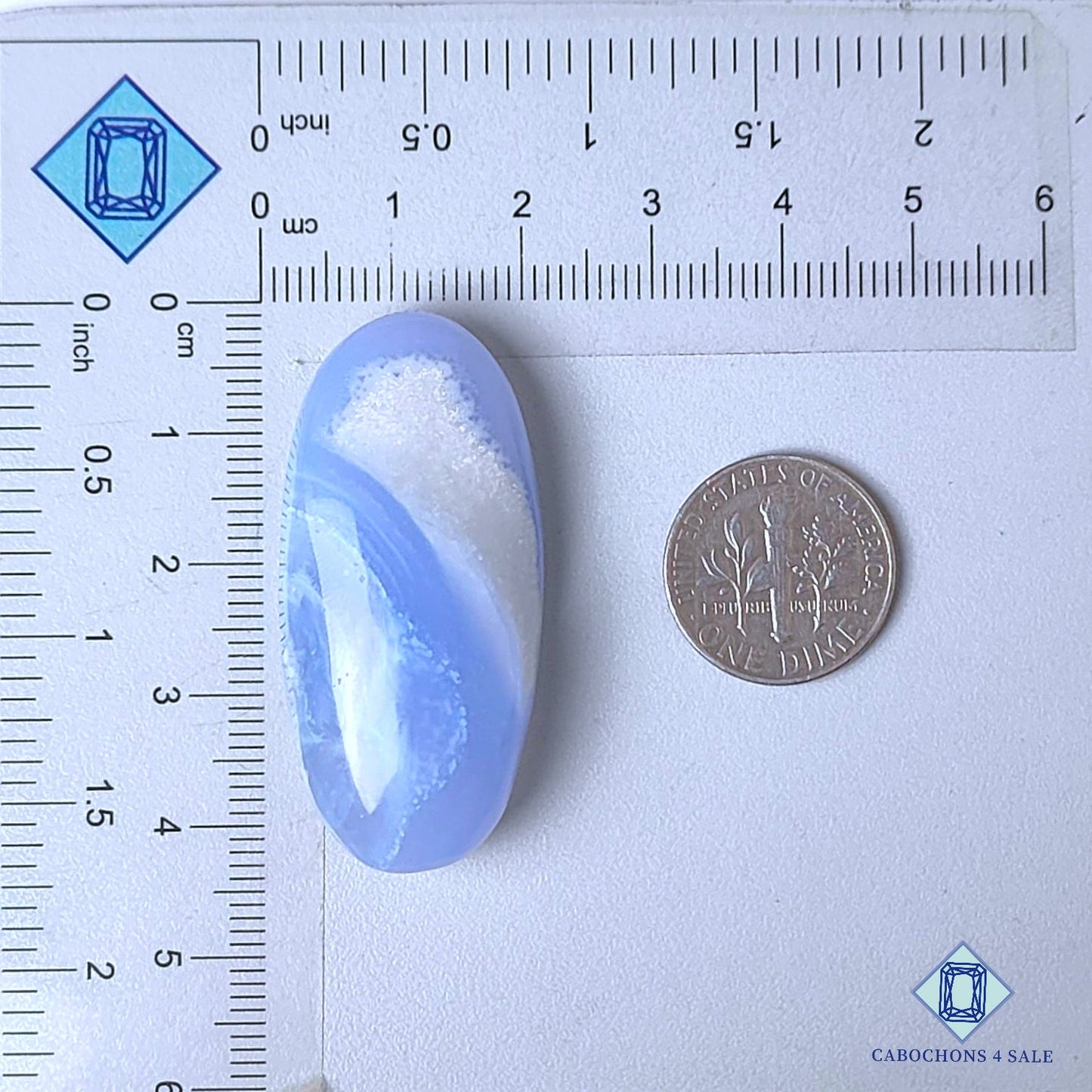 Cabujones ovalados de ágata azul natural de 42 x 20 x 10 mm, procedentes de Sudáfrica. Disponibles para la venta.