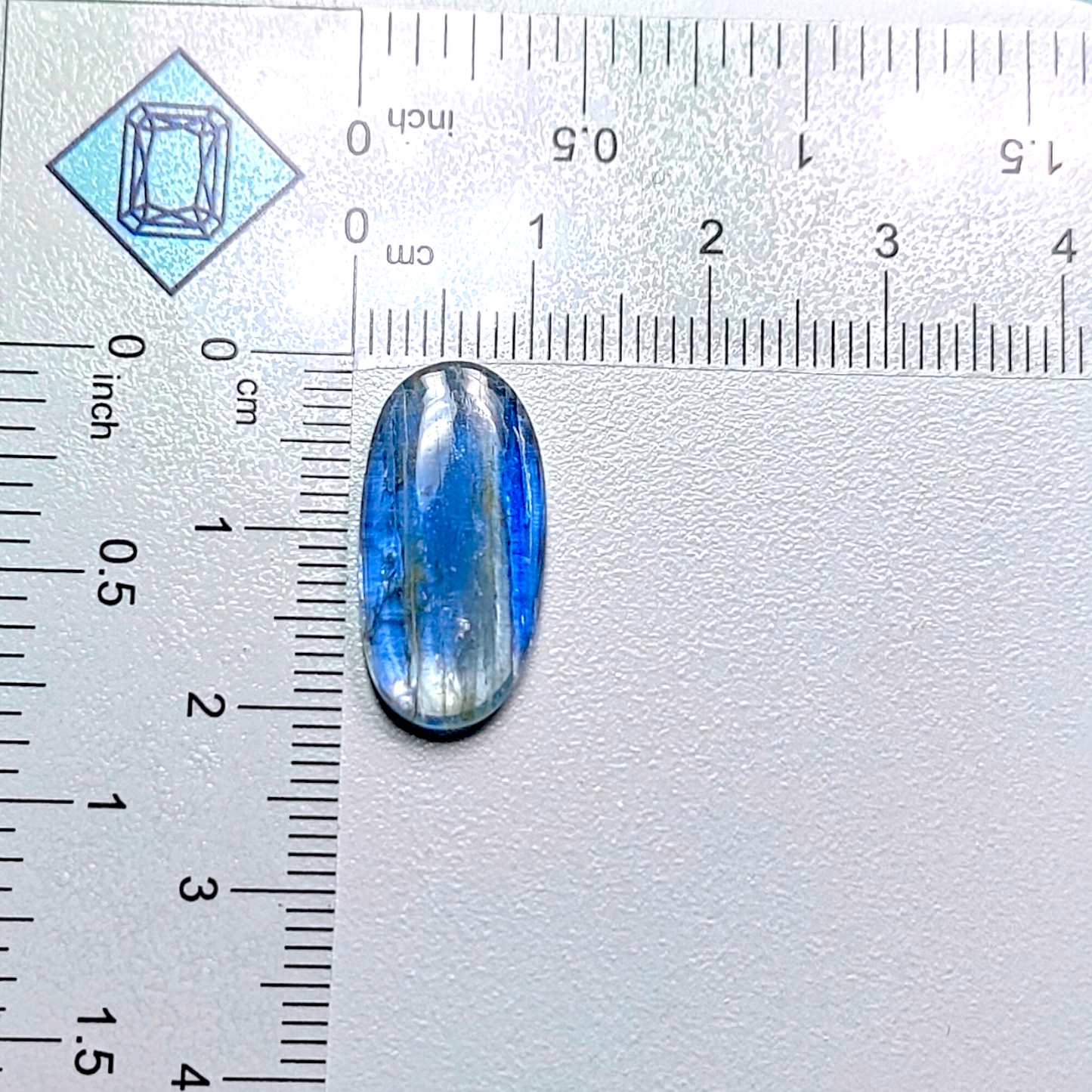 Blue kyanite