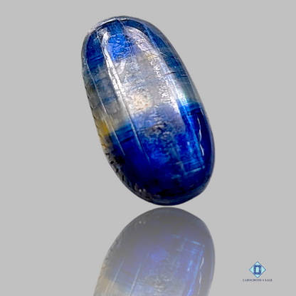 Blue kyanite