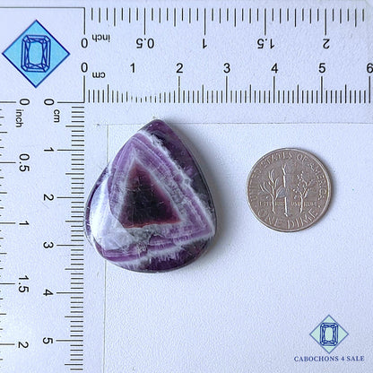 Cabujones de amatista chevron natural en forma de pera de 32 x 28 x 7 mm, de Brasil, disponibles para la venta.