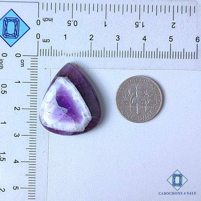 Cabujones de amatista chevron natural en forma de pera de 27 x 23 x 6 mm, de Brasil, disponibles para la venta.