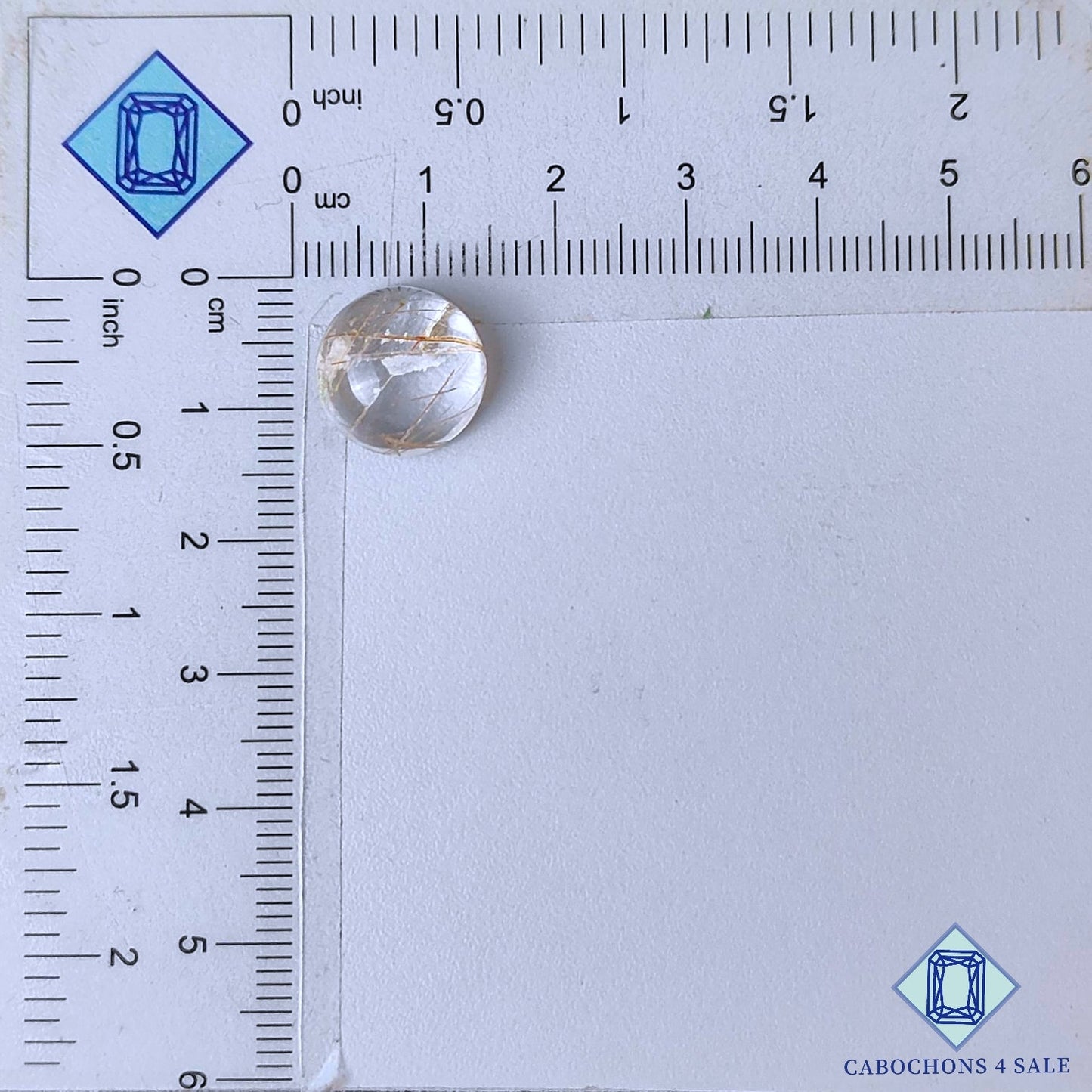 Cabujones redondos de cuarzo rutilado de cobre natural de 13 x 7 mm, de Brasil, disponibles para la venta.