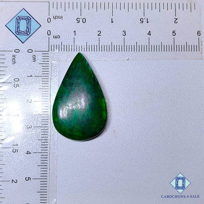 Cabujones de pera de piedra preciosa de labradorita teñida de verde de 34 x 21 x 5 mm disponibles para la venta