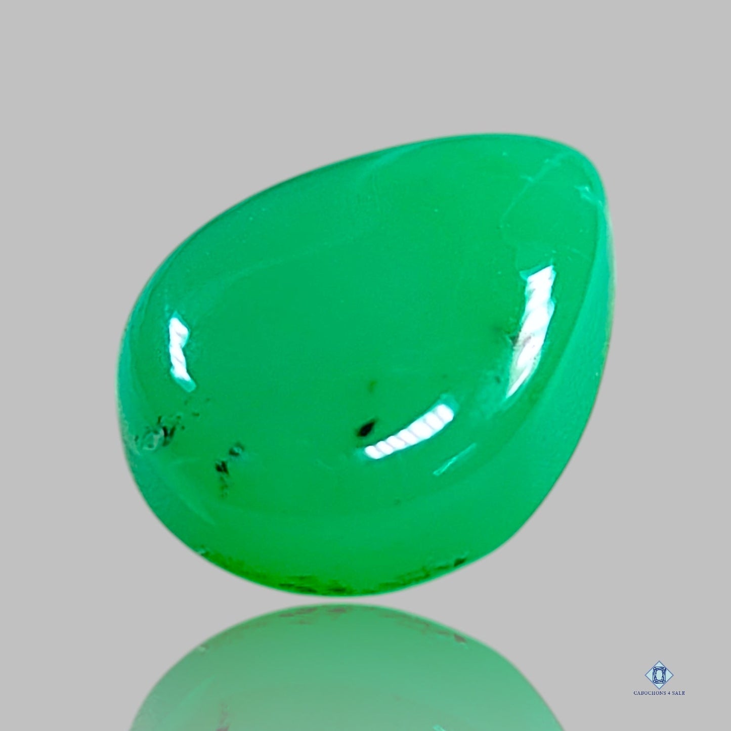 Gemmy Chrysoprase Pear Cabochons