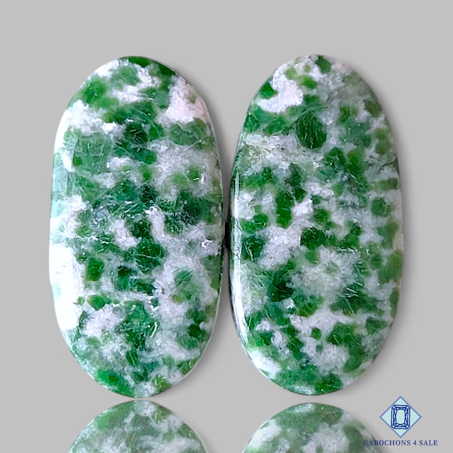 Green Dot Agate