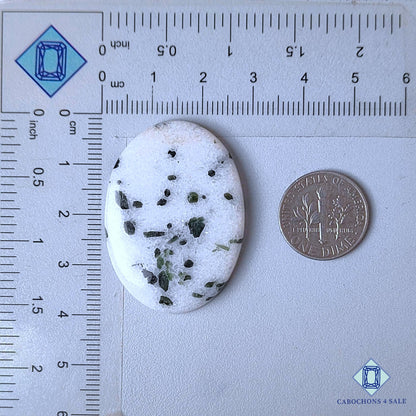 Cabujones ovalados de turmalina verde natural de 38 x 28 x 5 mm, de Brasil, disponibles para la venta.