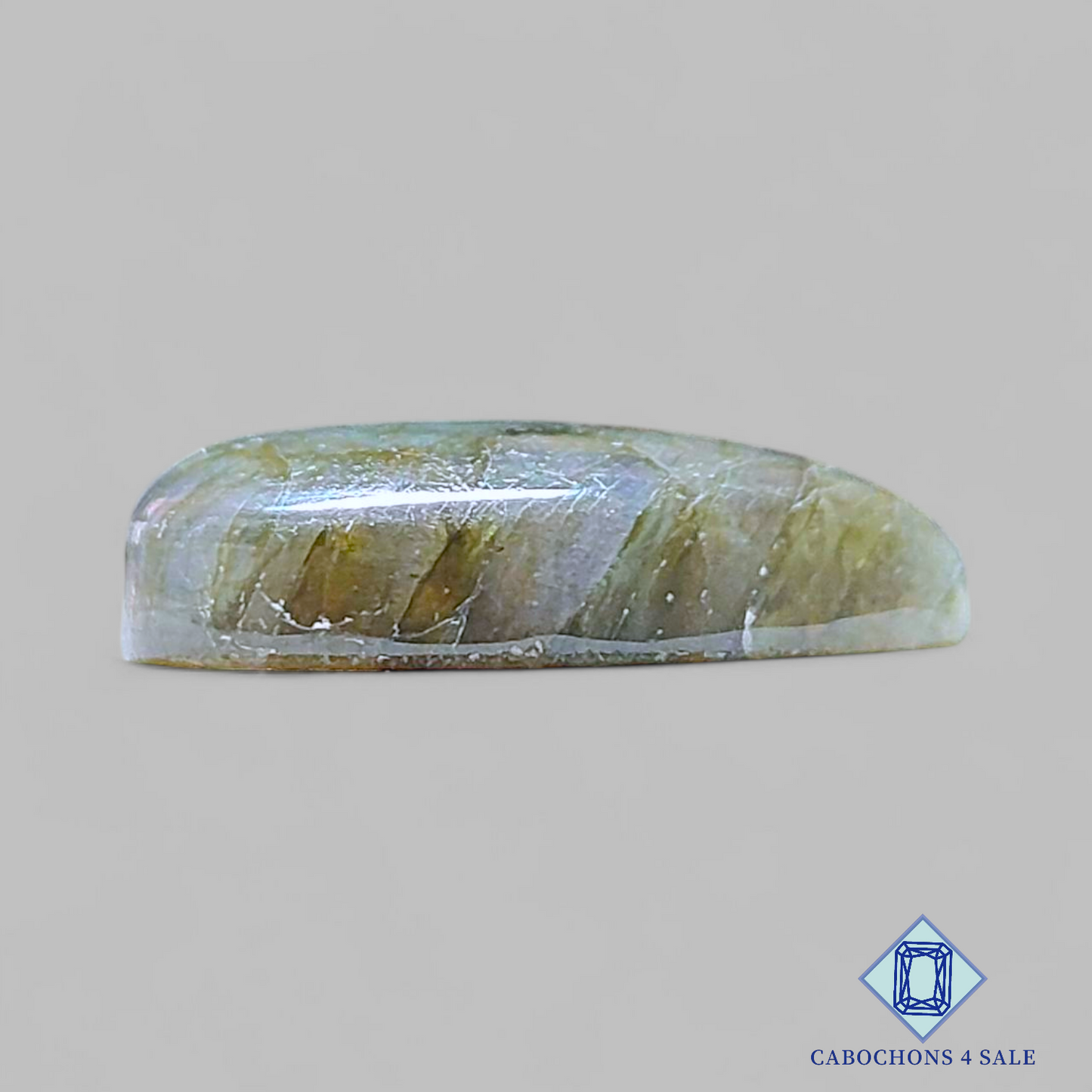 Tallas de corazón de labradorita verde