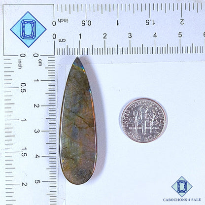 Cabujones de labradorita multicolor natural de 50 x 15 x 6 mm de Madagascar, disponibles para la venta.