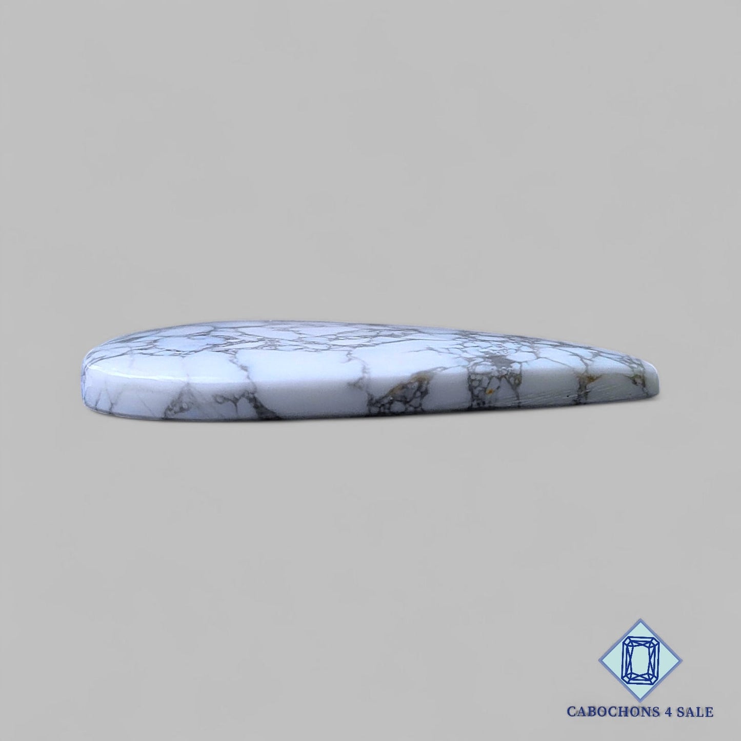 Cabujones de piedra preciosa de howlita natural en forma de pera de 45 x 33 x 5 mm, de California, disponibles para la venta.