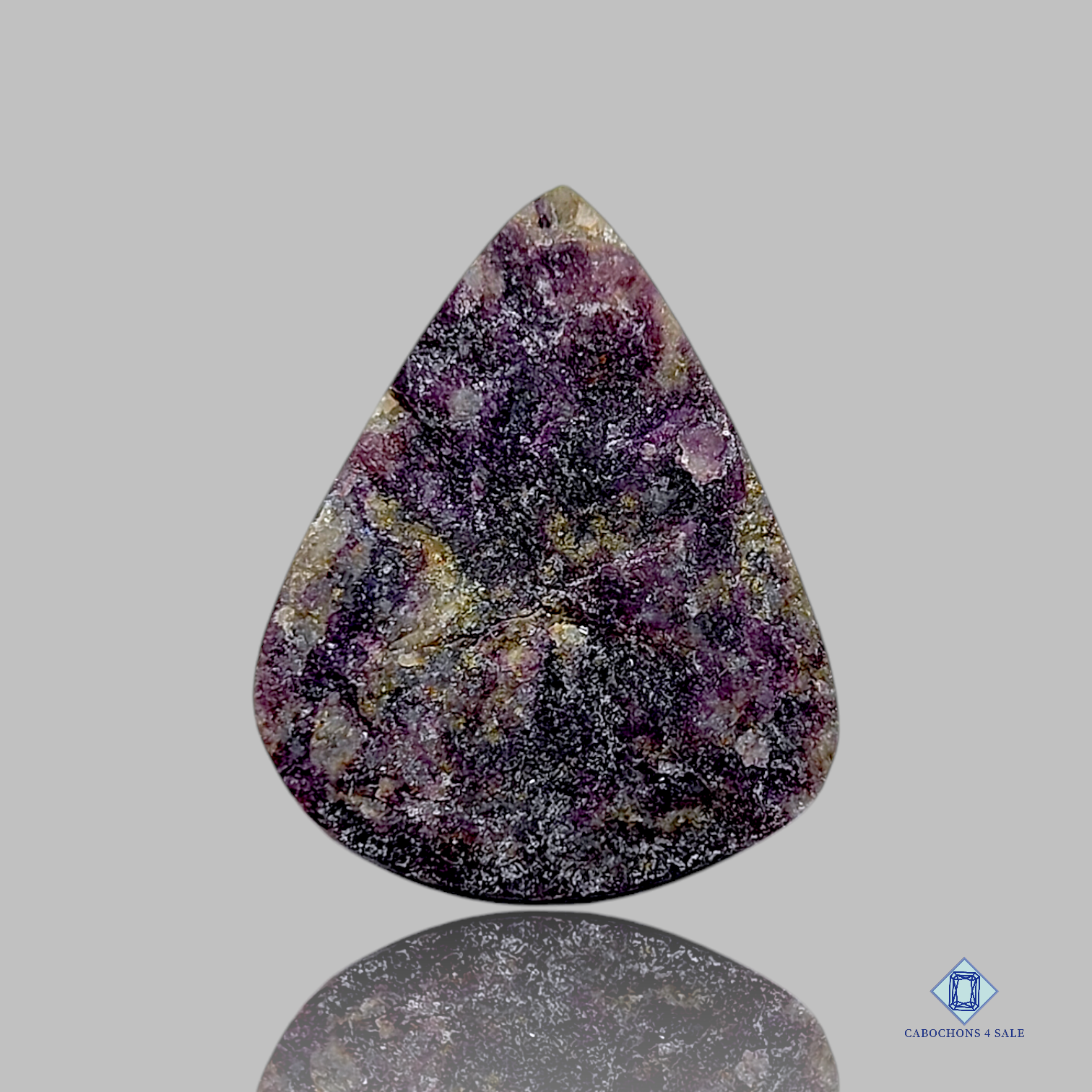 Iolite-c4sw1665-Pear-Purple-Druzy