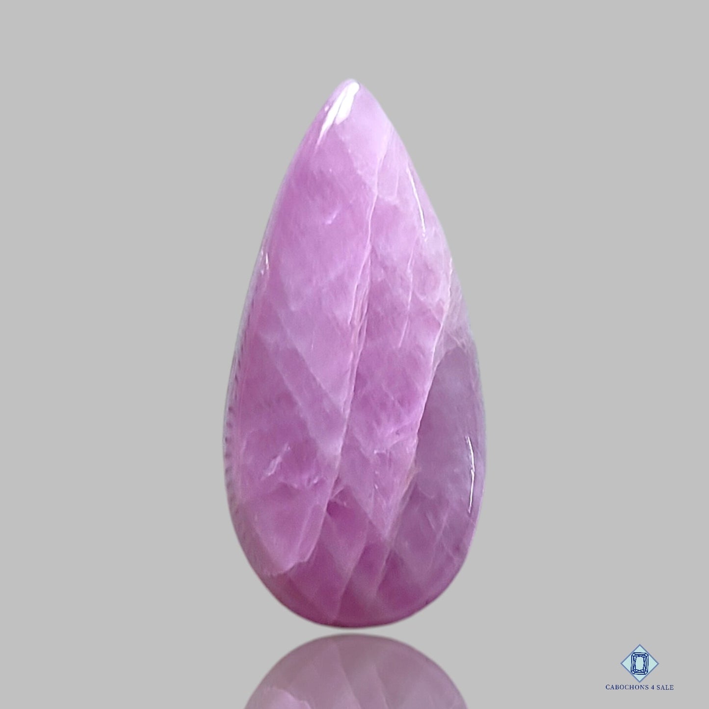 Kunzait Gemstone