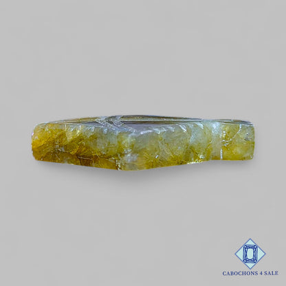 Labradorita azul natural tallada a mano, 35 x 25 x 6 mm, de Madagascar, disponible para la venta.