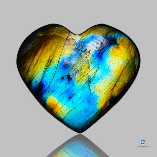 Labradorite-c4sw1613-Heart-blue-Cabochons